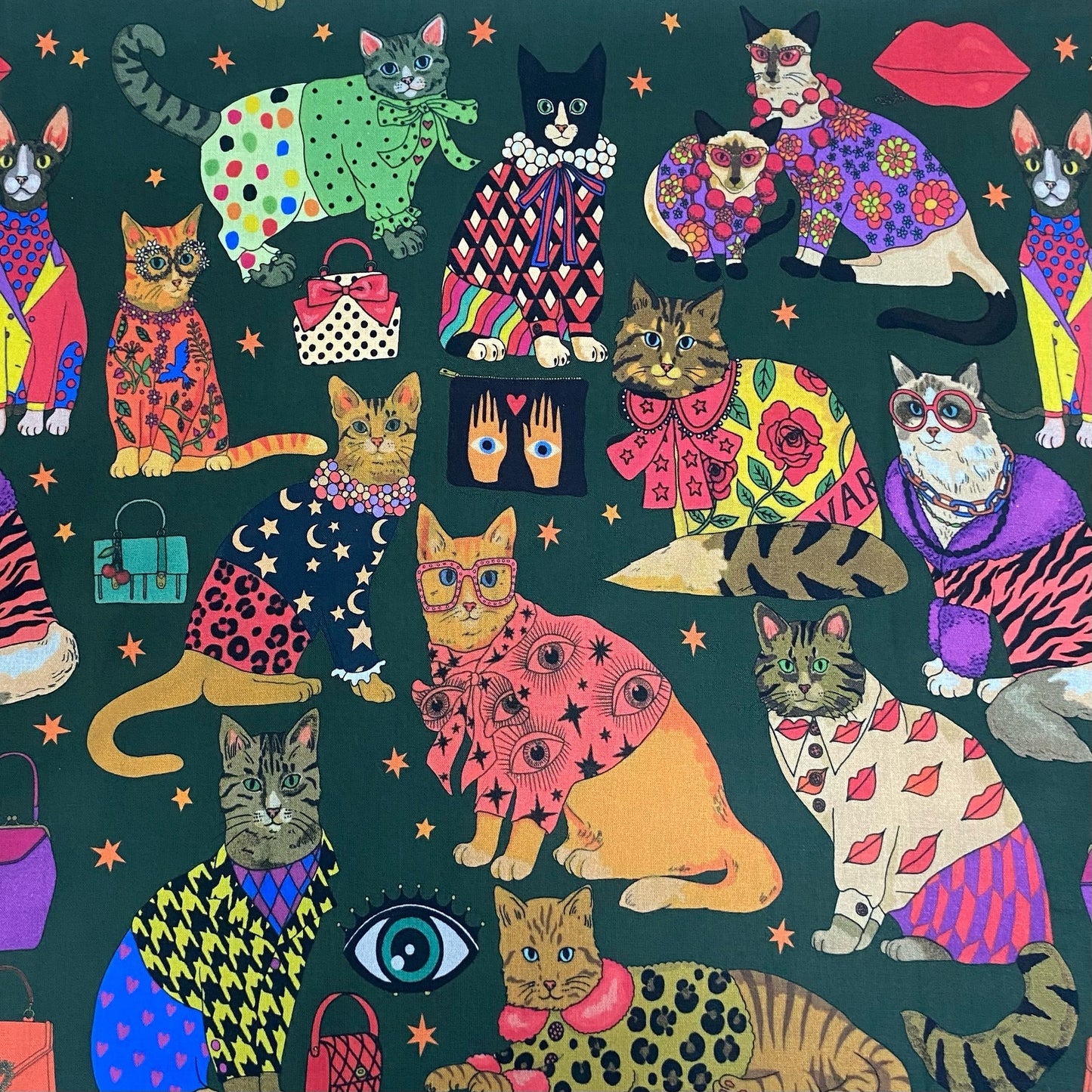 GLAMOROUS CATS, GREEN - 100% pamuk