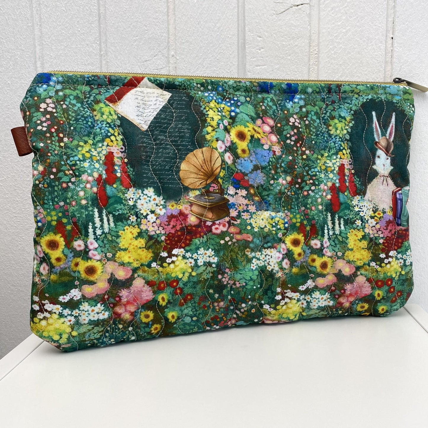 TORBA I VELIKI NESESER- MR RABBIT