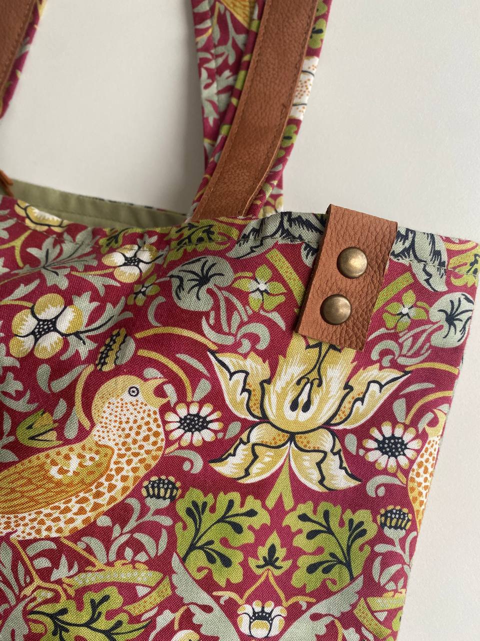 MORRIS, RED - TOTE BAG