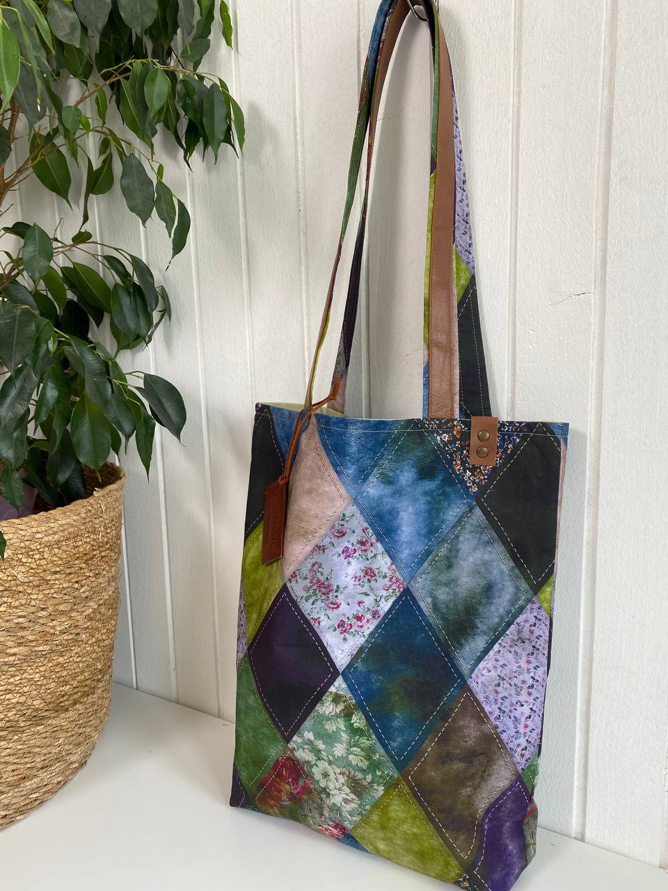 DIAMONDS - TOTE BAG