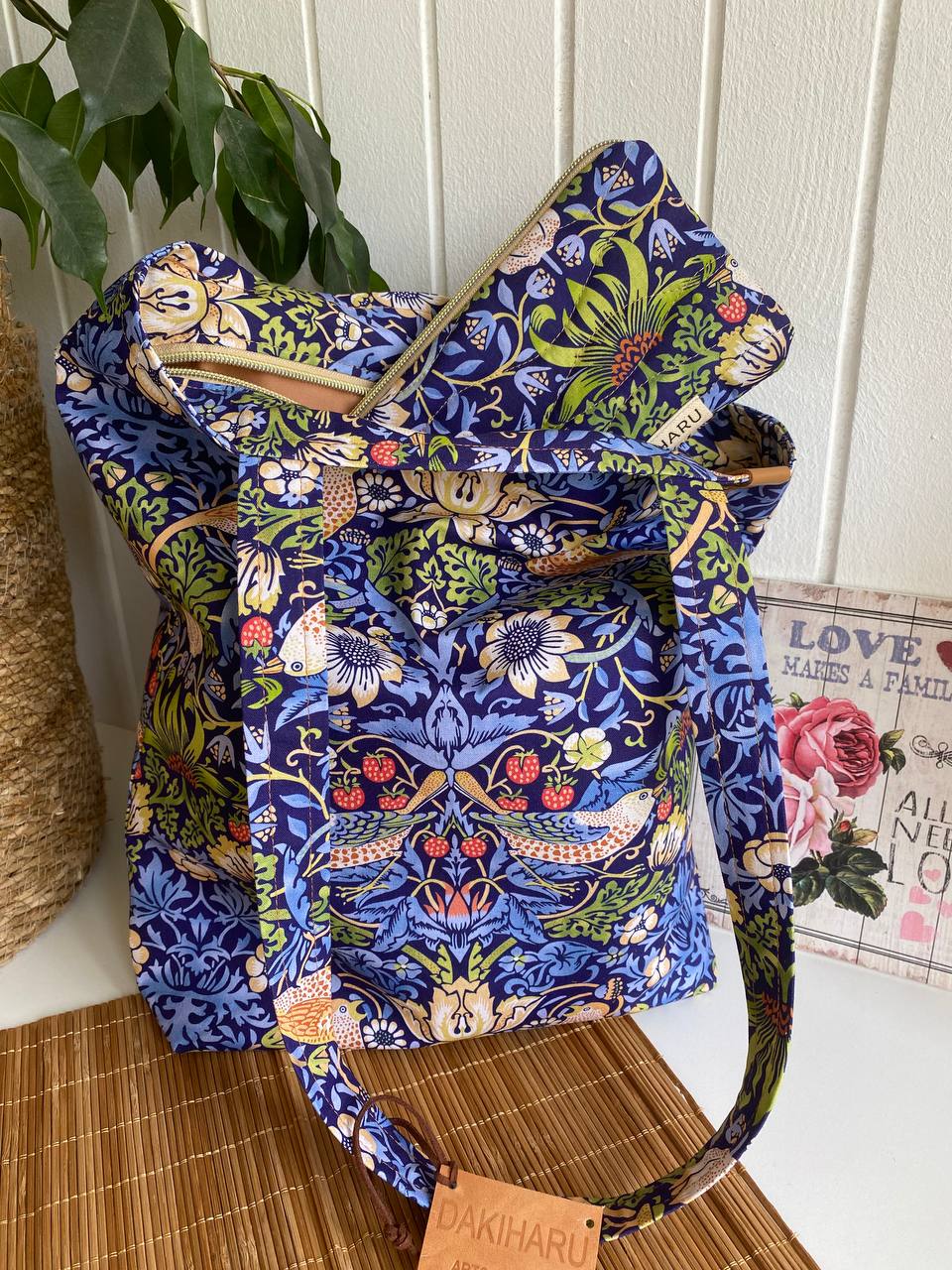 SET, TORBA I NESESER - STRAWBERRY THIEF