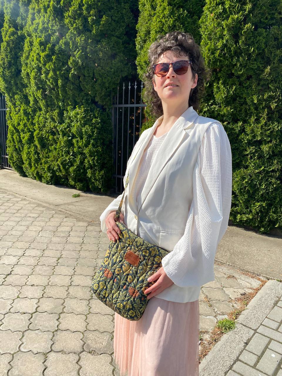 TORBA - MORRIS, GOLDEN LILY & ROSE