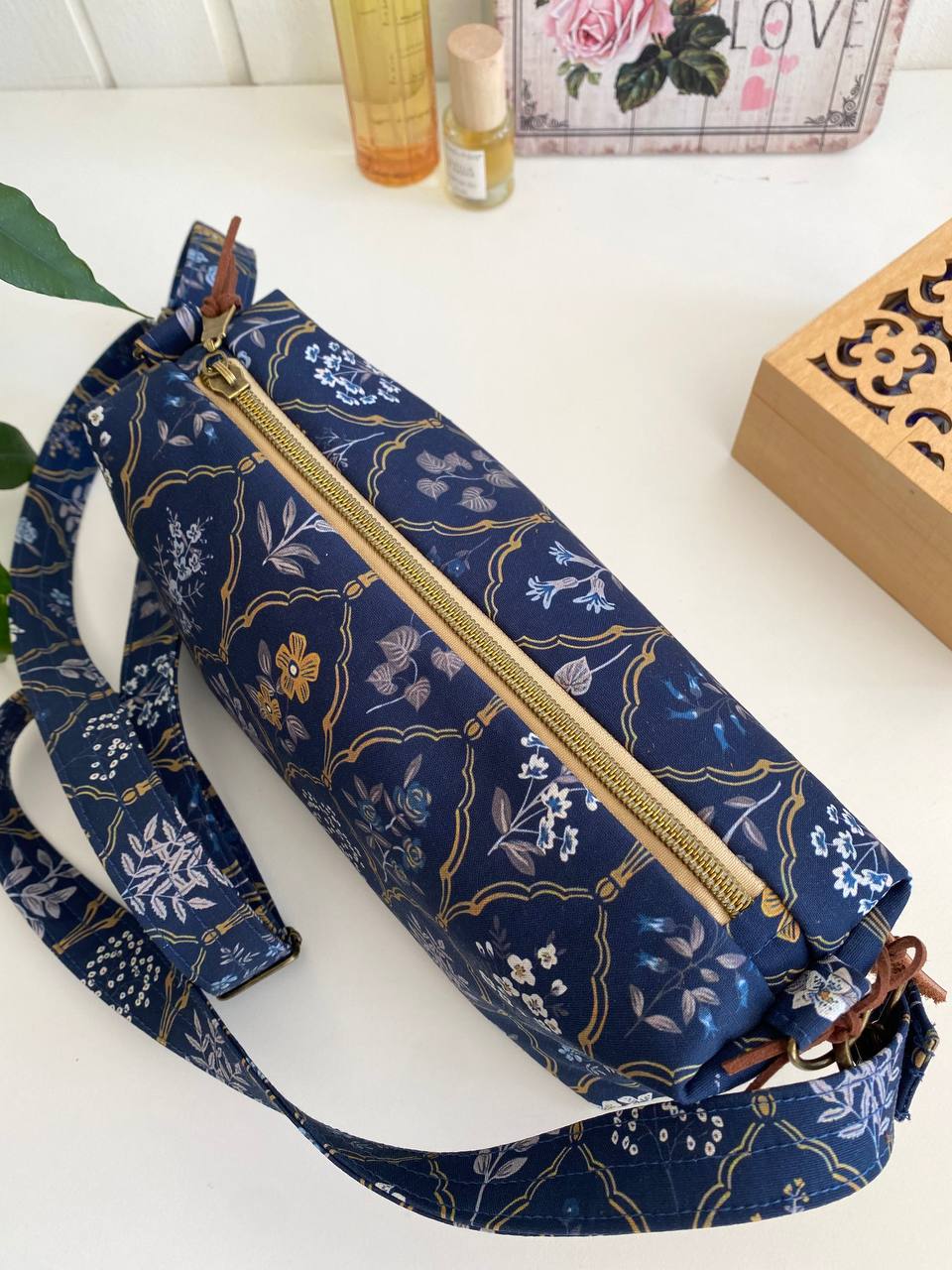 TORBICA PLAVA ARABESKA - MODEL SONJA