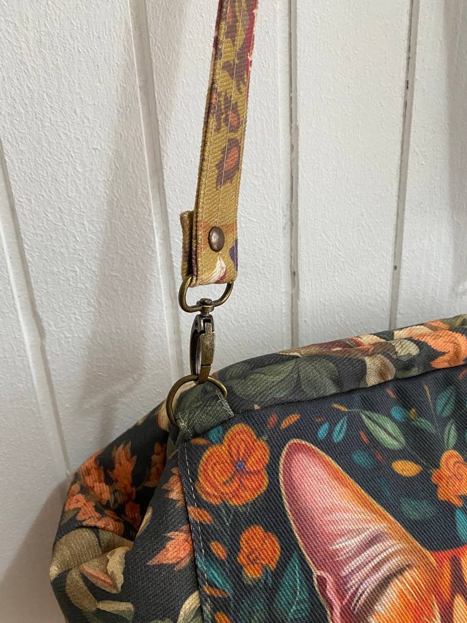 TORBA - RIĐI MAČAK, MODEL POUCH