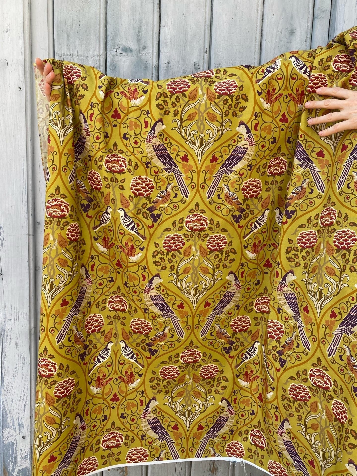 Seasons by May, William Morris, mustard, 100% pamuk