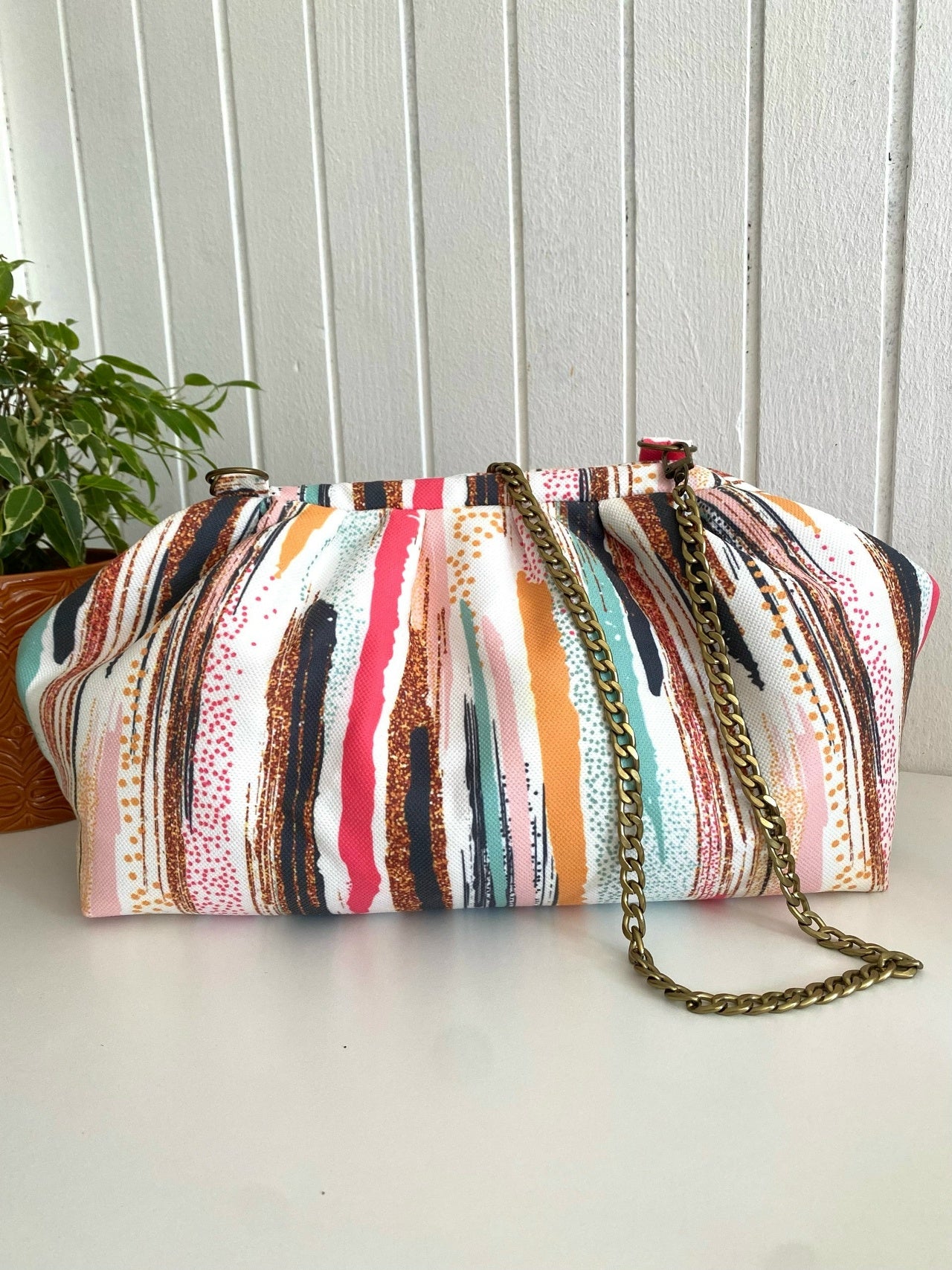 TORBA, APSTRAKTNE PRUGE,  MODEL POUCH