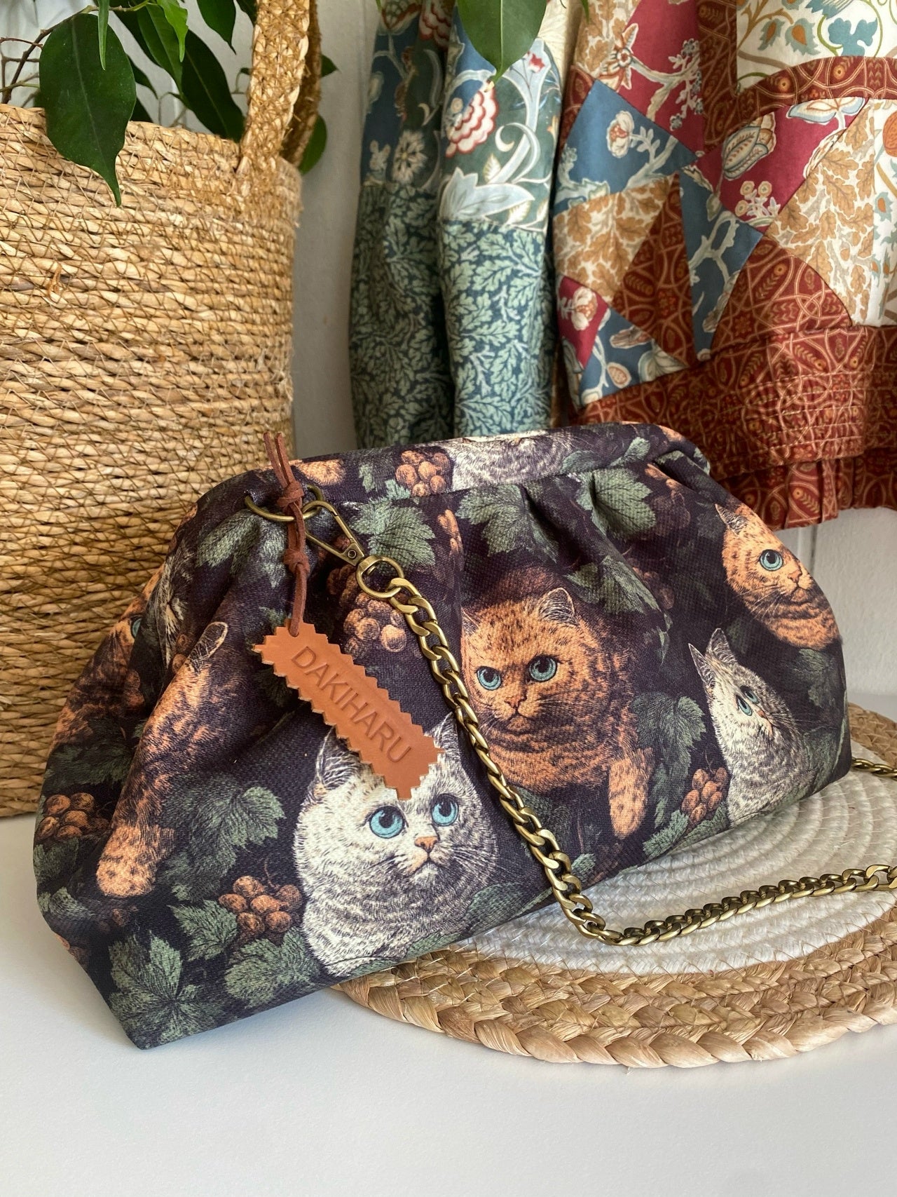 ŠUMSKE MAČKE,  MODEL POUCH