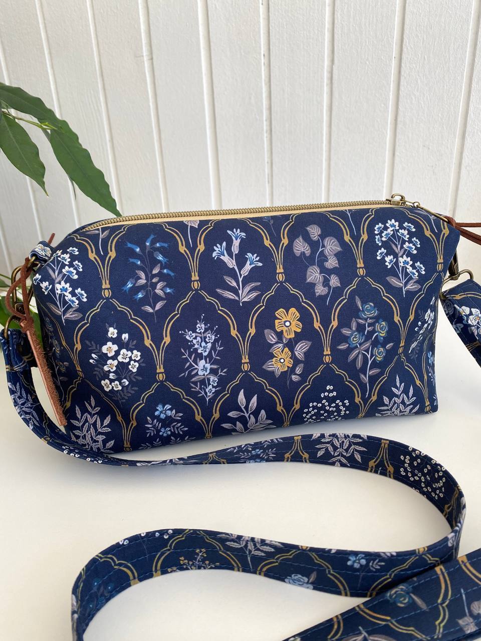 TORBICA PLAVA ARABESKA - MODEL SONJA