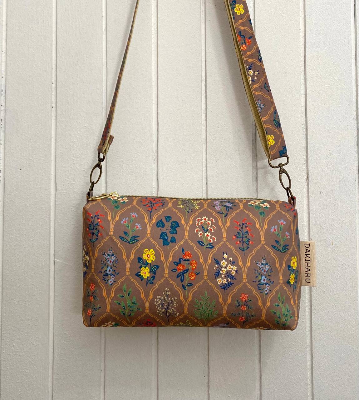 TORBICA  "FLORAL ARABESQUE" - MODEL SONJA