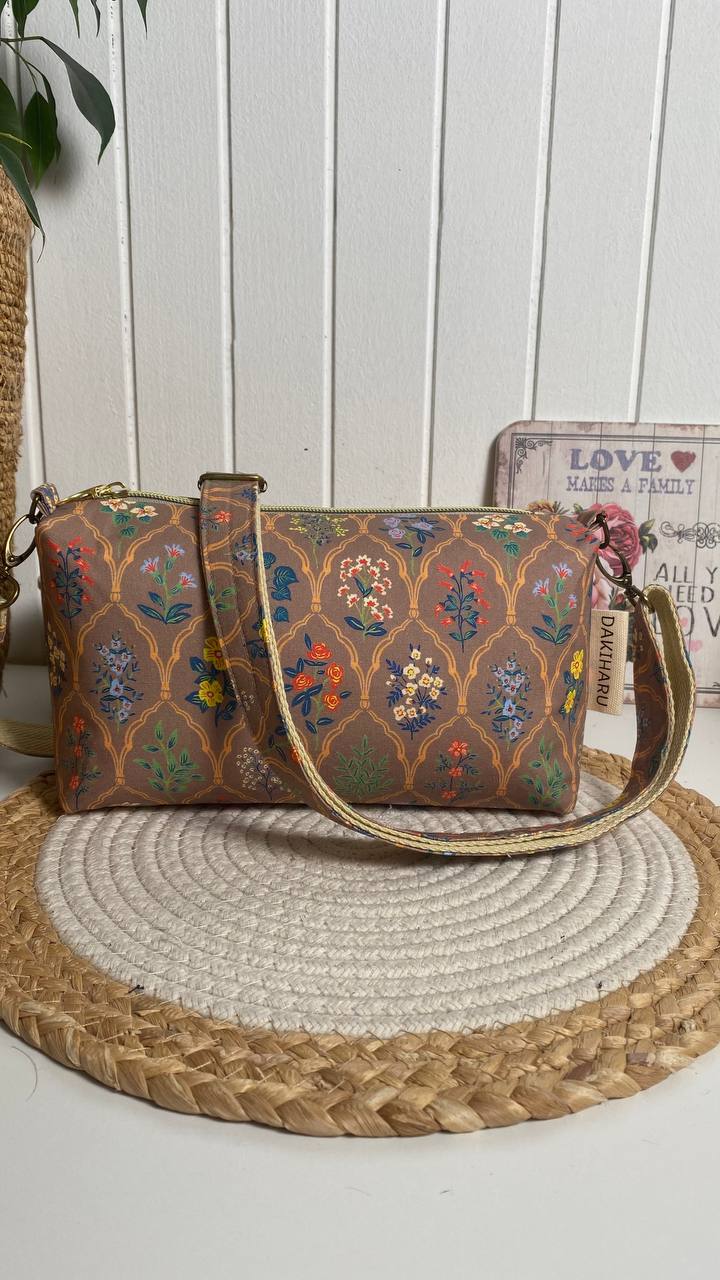 TORBICA  "FLORAL ARABESQUE" - MODEL SONJA