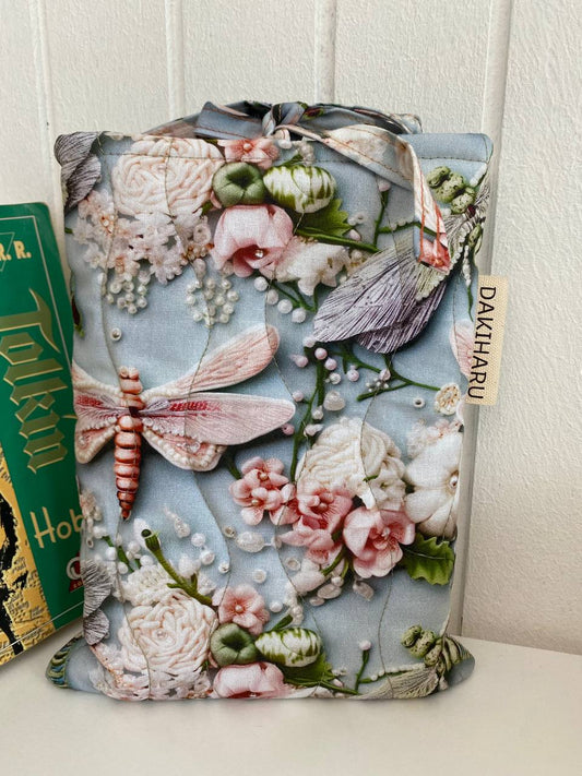 FUTROLA ZA KNJIGE - VILIN CONJICI