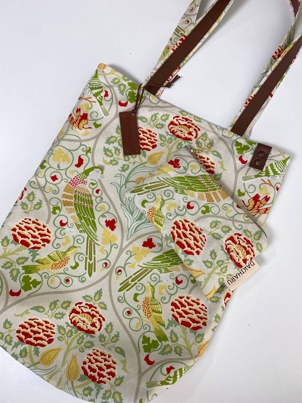 SET, TORBA I NESESER - MORRIS, SEASONS BY MAY, SVETLA