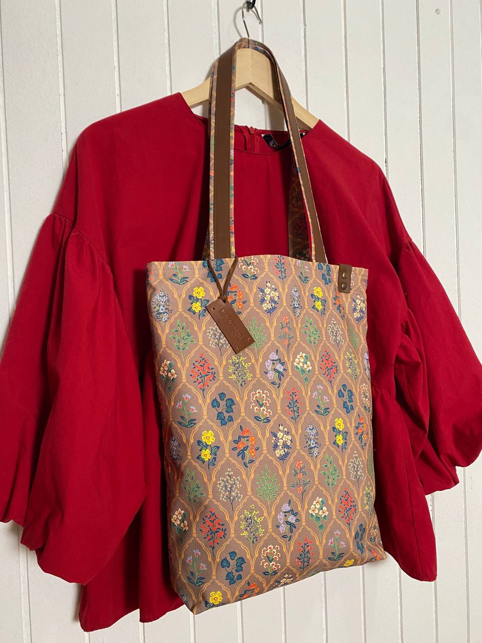 SET, TORBA I NESESER - BOTANIČKA ARABESKA