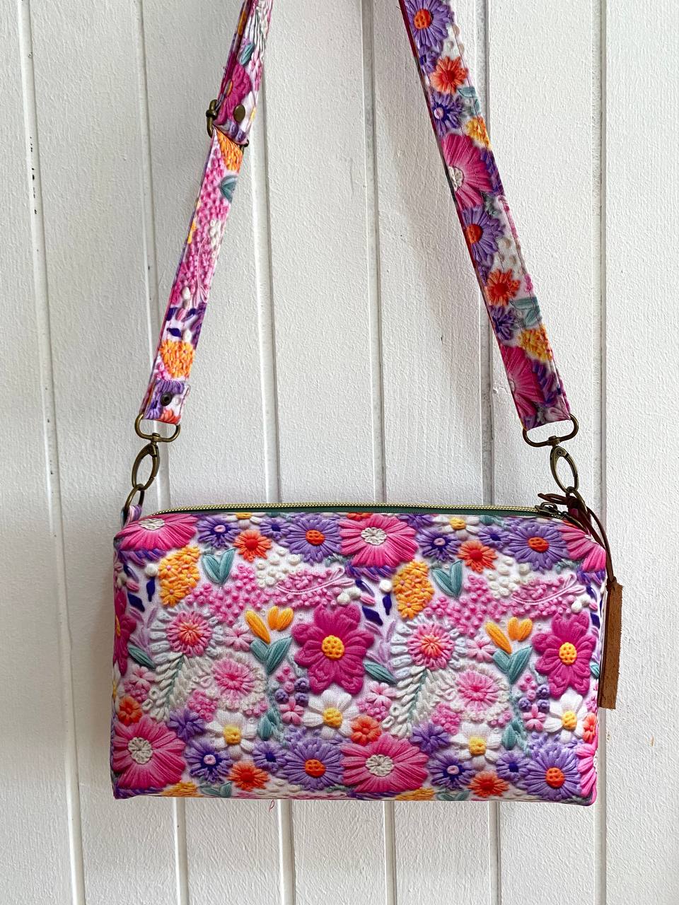 TORBICA  "СVETNA NEŽNOST" - MODEL SONJA