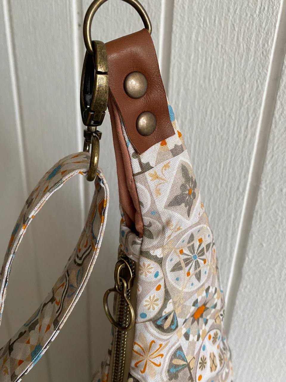 TORBA MARAKEŠ BEŽ - MODEL HOBO