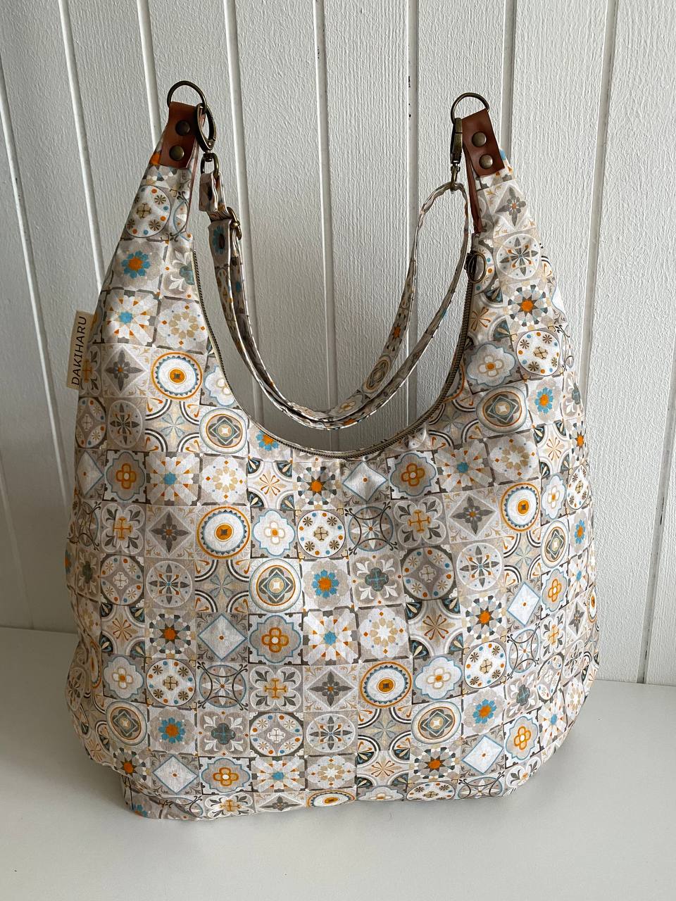 TORBA MARAKEŠ BEŽ - MODEL HOBO