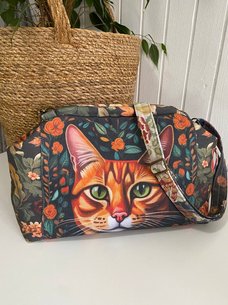 TORBA - RIĐI MAČAK, MODEL POUCH