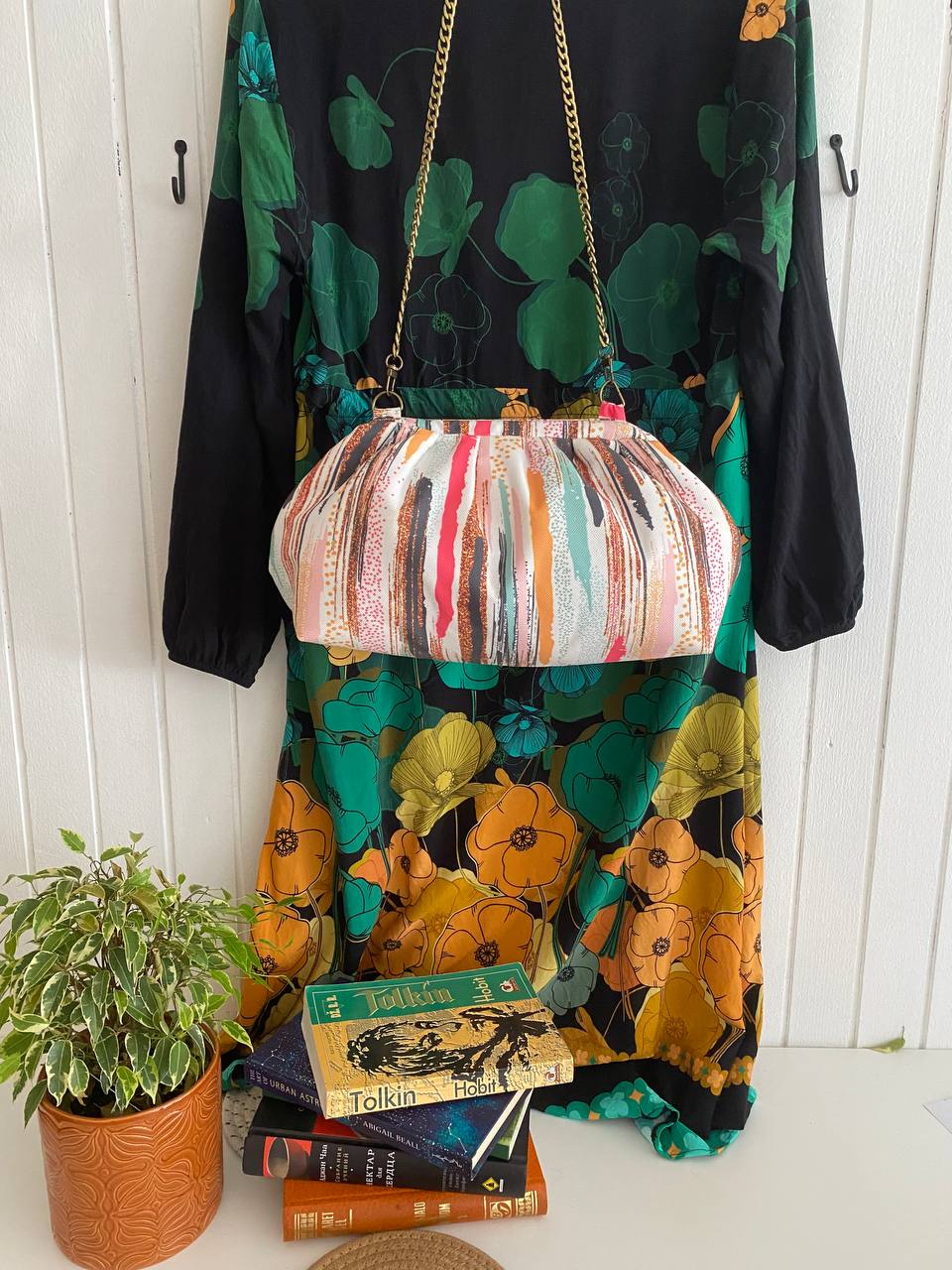 TORBA, APSTRAKTNE PRUGE,  MODEL POUCH
