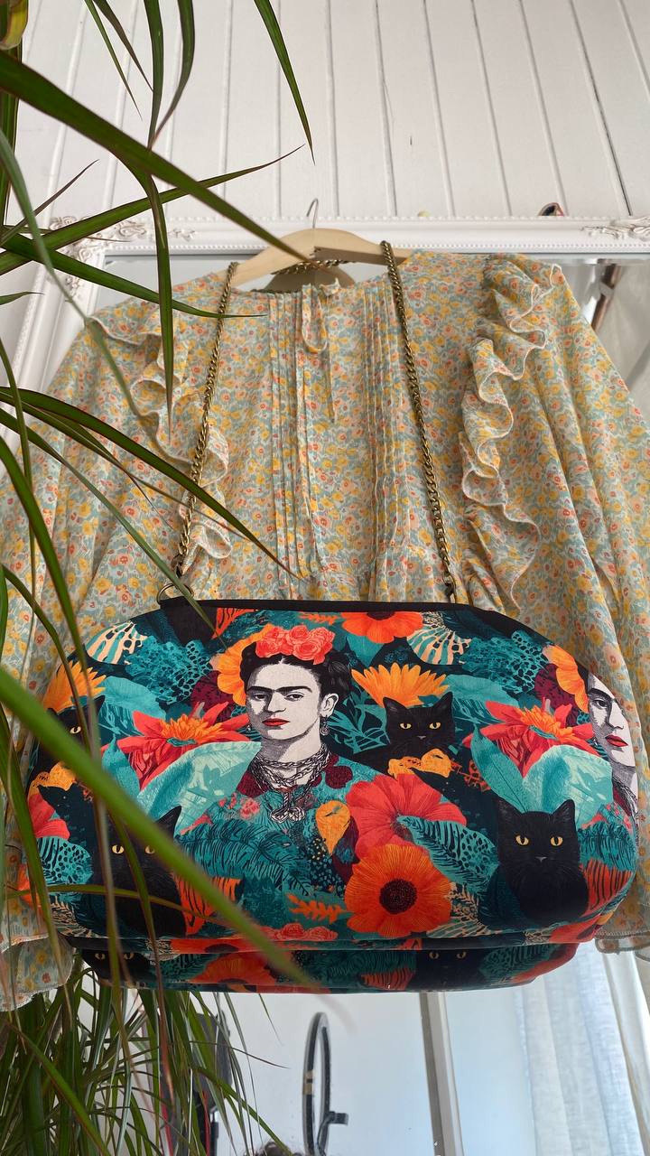 POUCH - FRIDA