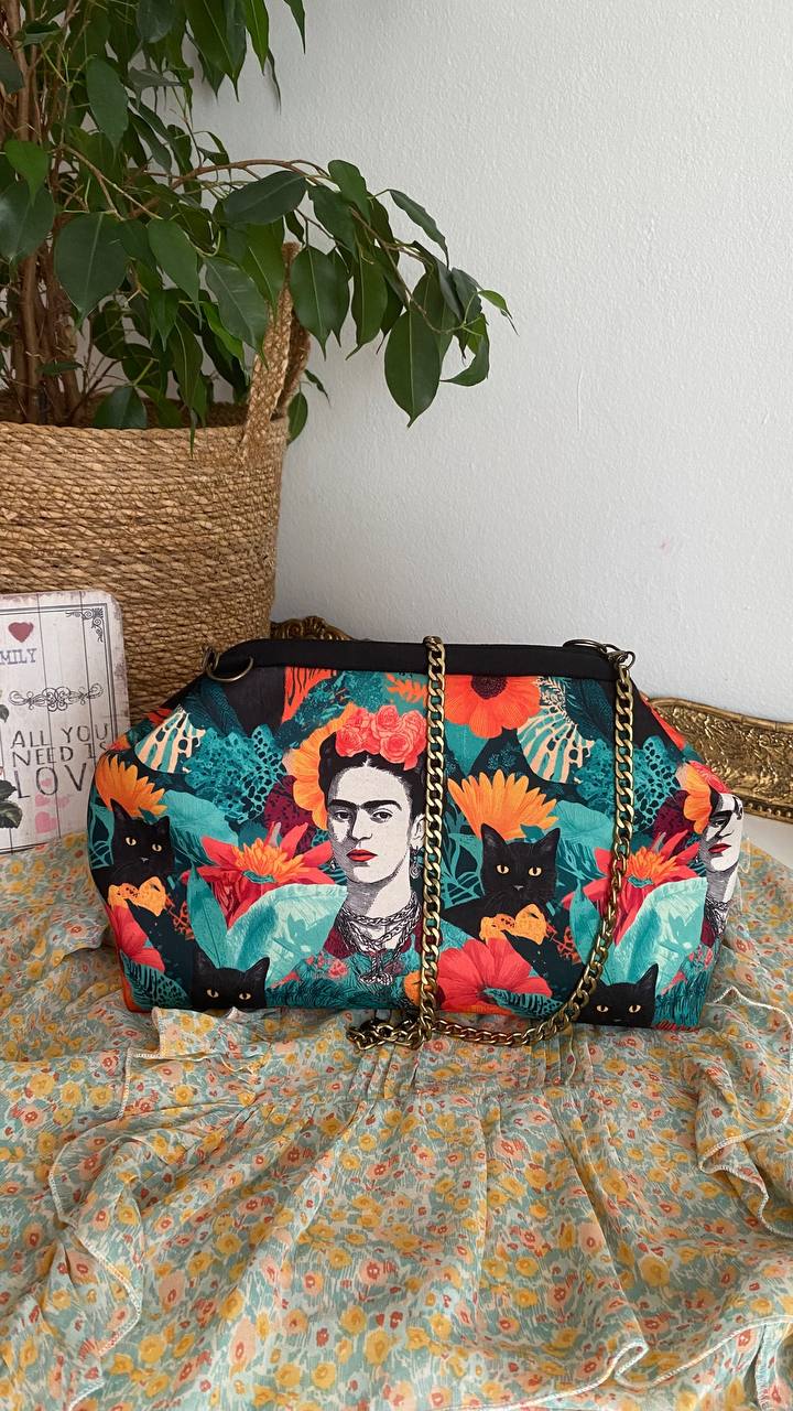 POUCH - FRIDA