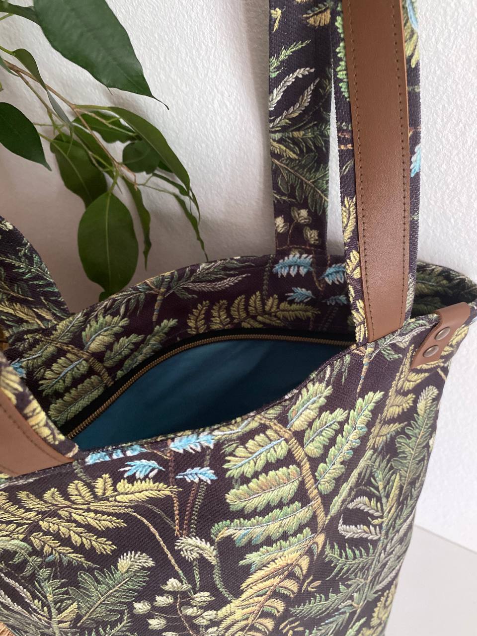 PAPARAT  - SET TORBA I NESESER