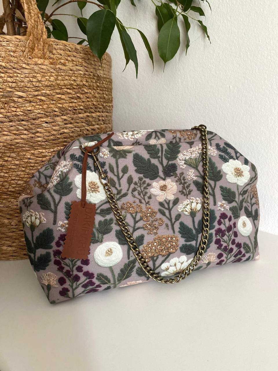 POUCH - Soft Bloom, Toplo Siva