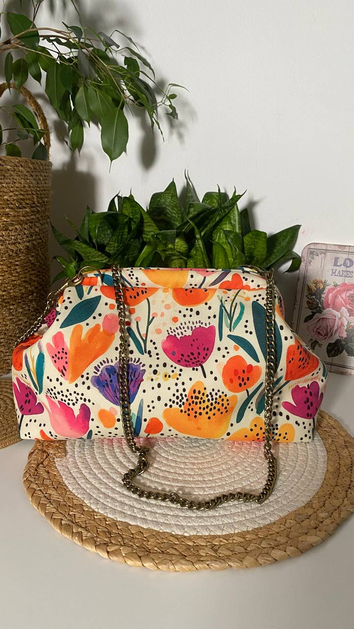POUCH - Cvetna Žurka